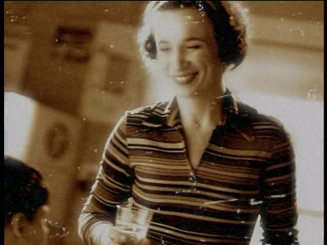Video Reference: Smile, Facial expression, Flash photography, Sleeve, Gesture, Happy, Cool, Adaptation, Fun, Tints and shades