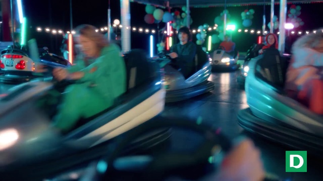 Video Reference: Automotive lighting, Vehicle, Car, Motor vehicle, Mode of transport, Entertainment, Bumper, Automotive design, Automotive exterior, Fun