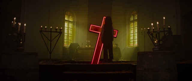 Video Reference: Window, Entertainment, Architecture, Performing arts, Gas, Font, Event, Stage, Darkness, Art