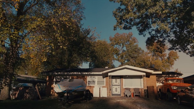 Video Reference: Sky, Cloud, Motor vehicle, Plant, Vehicle, Branch, Shade, Architecture, Tree, Automotive exterior