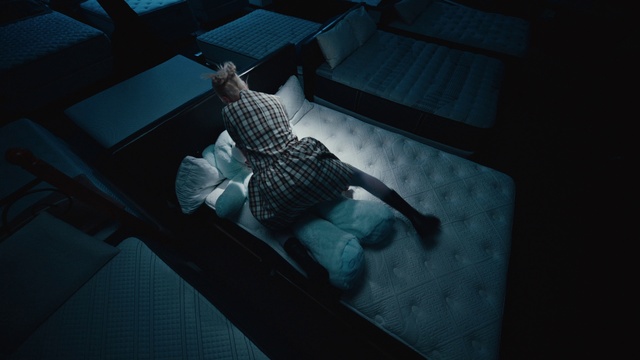 Video Reference: Flash photography, Flooring, Tints and shades, Art, Electric blue, Human leg, Fun, Font, Darkness, Pattern