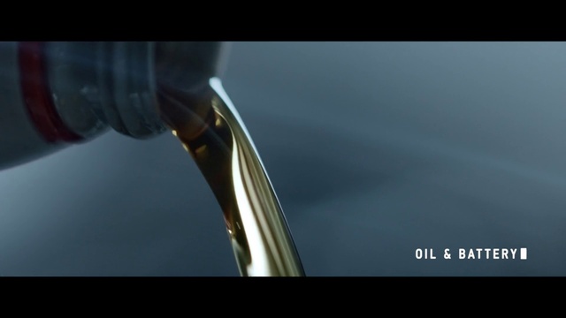 Video Reference: Water, Hood, Liquid, Automotive mirror, Automotive lighting, Vehicle door, Windscreen wiper, Electric blue, Sky, Windshield