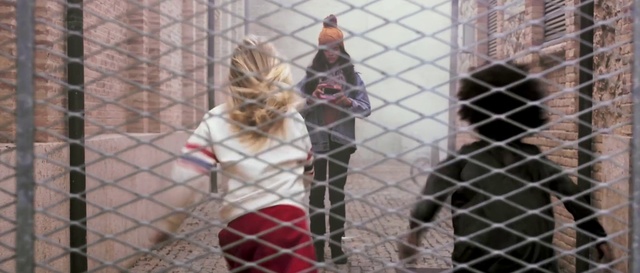 Video Reference: Fence, Mesh, Wire fencing, Event, Chain-link fencing, Net, Metal, Fun, Player, Pattern