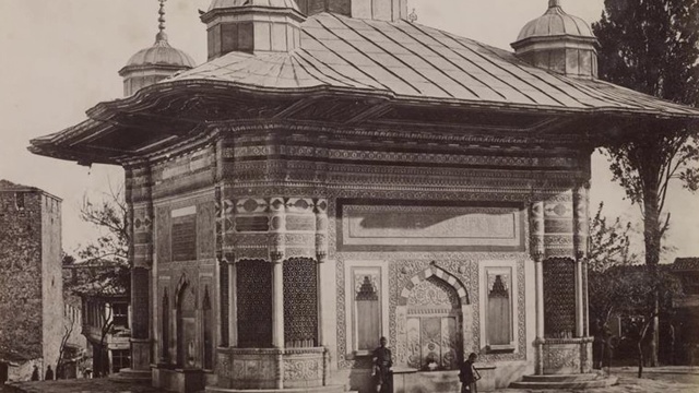 Video Reference: Building, Photograph, Architecture, Sky, Landmark, Monochrome, Facade, Plant, House, Tree