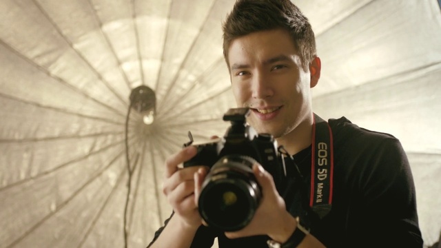 Video Reference: Photographer, Camera lens, Flash photography, Reflex camera, Digital camera, Camera, Digital SLR, Mirrorless interchangeable-lens camera, Cameras & optics, Point-and-shoot camera