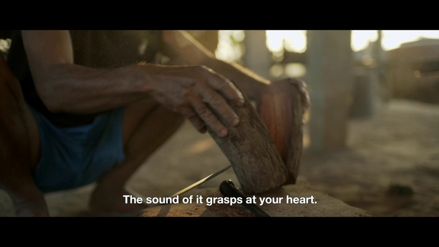 Video Reference: Flash photography, Gesture, Wood, Adaptation, Wrist, Font, Thumb, Darkness, Event, Elbow