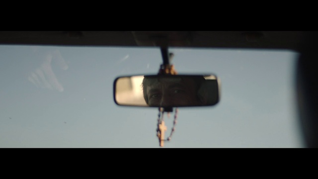 Video Reference: Mirror, Automotive lighting, Automotive mirror, Rear-view mirror, Automotive exterior, Window, Eyewear, Windscreen wiper, Tints and shades, Rectangle