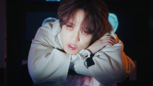 Video Reference: Nose, Cheek, Lip, Flash photography, Gesture, Happy, Sleeve, Eyelash, Child, Plant