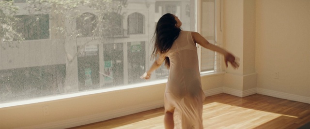 Video Reference: Shoulder, Window, Sleeve, Waist, Gesture, Knee, Wood, Thigh, Flooring, Sportswear