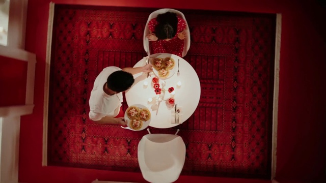 Video Reference: Tableware, Drinkware, Dishware, Cup, Coffee cup, Serveware, Lighting, Interior design, Porcelain, Teacup