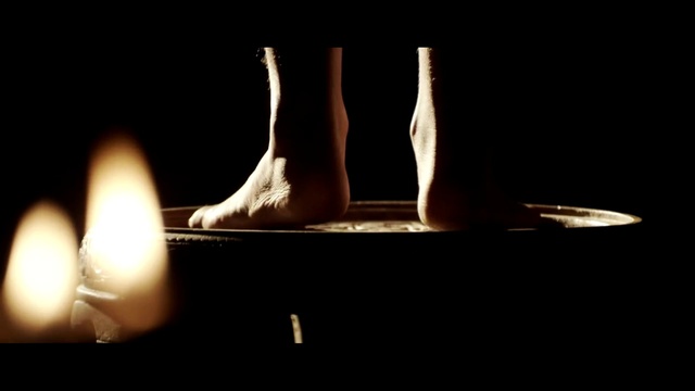 Video Reference: Human body, Knee, Human leg, Barefoot, Foot, Entertainment, Wood, Darkness, Performing arts, Event