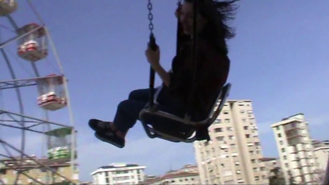 Video Reference: Sky, Stunt performer, Entertainment, Performing arts, Leisure, Elbow, Building, Recreation, Outdoor shoe, Fun