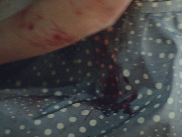 Video Reference: Human body, Gesture, Finger, Material property, Thigh, Pattern, Tints and shades, Nail, Waist, Electric blue