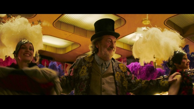 Video Reference: Hat, Entertainment, Purple, Interaction, Flower, Sun hat, Happy, Fedora, Fun, Event