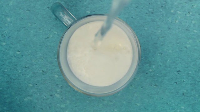 Video Reference: Food, Ingredient, Drinking straw, Cuisine, Drink, Dish, Dairy, Skyr, Circle, Buttermilk