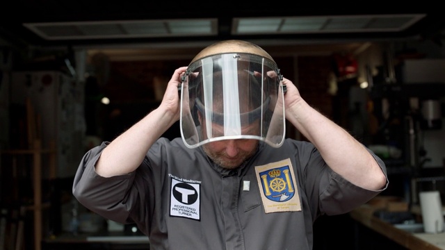 Video Reference: Helmet, Sports gear, Football equipment, Football gear, Football helmet, Sports jersey, Jersey, American football, Player, Headgear