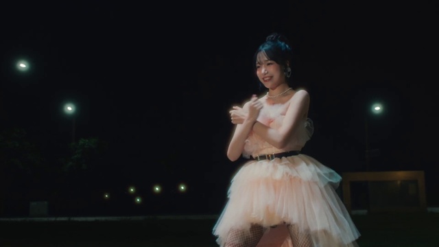 Video Reference: Smile, Flash photography, Performing arts, Entertainment, Ballet tutu, Fashion design, Happy, Event, Performance art, Formal wear