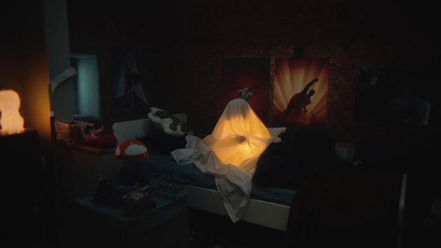 Video Reference: Art, Space, Darkness, Wood, Event, Video game software, Room, Pc game, Still life photography, Strategy video game