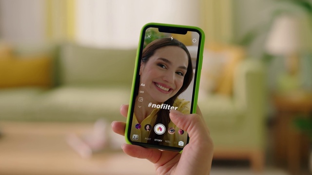 Video Reference: Hand, Eye, Smile, Mobile phone, Telephony, Mobile device, Gesture, Communication Device, Telephone, Portable communications device