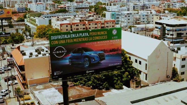 Video Reference: Building, Car, Wheel, Window, Tire, Motor vehicle, Urban design, Vehicle, Neighbourhood, Residential area