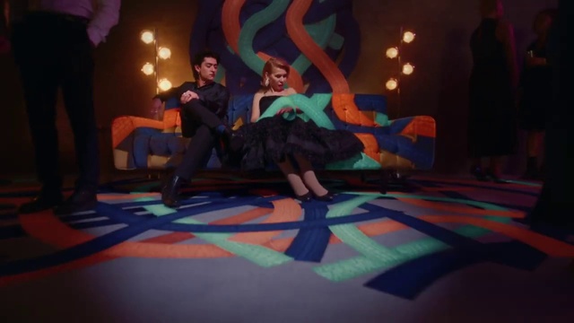 Video Reference: Entertainment, Performing arts, Dance, Choreography, Fashion design, Leisure, Performance art, Music, Artist, Fun