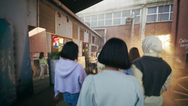 Video Reference: Interaction, Window, Art, T-shirt, Fun, Event, Leisure, Visual arts, Room, Crowd