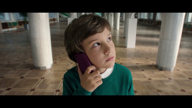 Video Reference: Forehead, Lip, Photograph, Eyebrow, Eye, Facial expression, Eyelash, Flash photography, Neck, Jaw