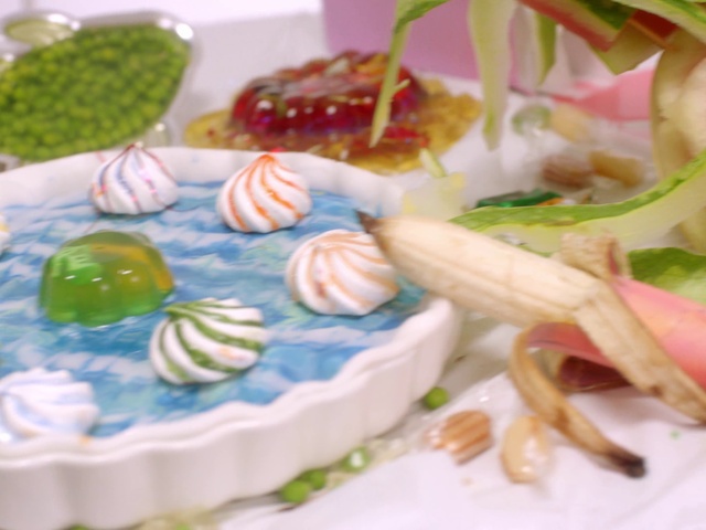 Video Reference: Food, Cake decorating, Ingredient, Cake decorating supply, Recipe, Cake, Tableware, Cuisine, Baked goods, Dish