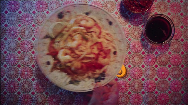 Video Reference: Food, Ingredient, Recipe, Cuisine, Dish, Tableware, Staple food, Comfort food, Baked goods, Circle