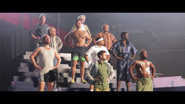 Video Reference: Shorts, Muscle, Music, Music artist, Entertainment, Performing arts, Artist, Thigh, Event, Musician