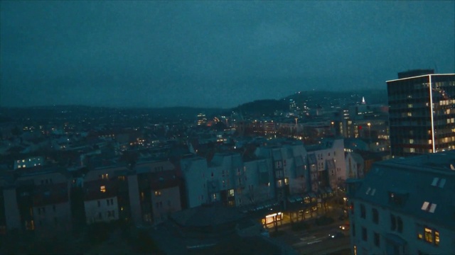 Video Reference: Building, Atmosphere, Sky, Cloud, Water, Dusk, Horizon, Window, Electricity, Tower block