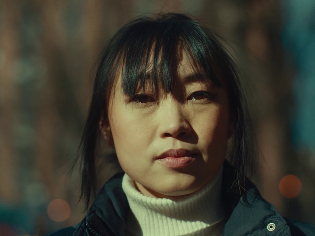 Video Reference: Forehead, Nose, Cheek, Lip, Chin, Colorfulness, Eyebrow, Eyelash, Mouth, Flash photography