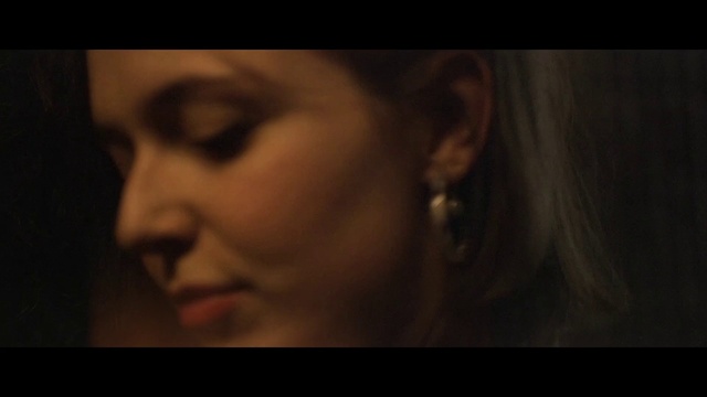 Video Reference: Nose, Cheek, Lip, Eyebrow, Eyelash, Mouth, Ear, Flash photography, Jaw, Neck