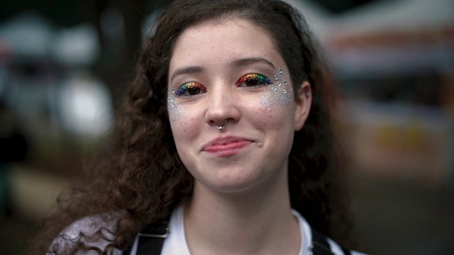 Video Reference: Nose, Lip, Eyelash, Organ, Human body, Flash photography, Jaw, Iris, Street fashion, Happy