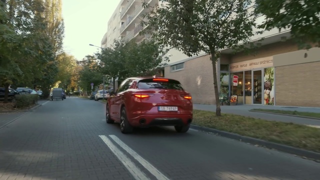 Video Reference: Automotive tail & brake light, Land vehicle, Car, Vehicle, Vehicle registration plate, Building, Automotive lighting, Wheel, Tire, Infrastructure