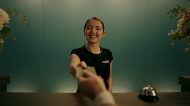 Video Reference: Joint, Smile, Hand, Arm, Shoulder, Flash photography, Gesture, Finger, Happy, Elbow