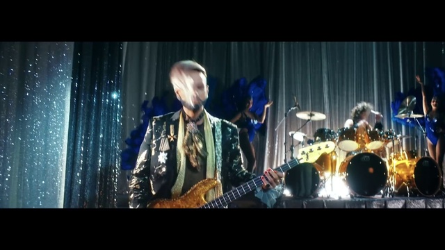 Video Reference: Musical instrument, Guitar, Concert, Musical instrument accessory, Guitar accessory, Musician, String instrument, Music artist, Guitarist, Entertainment