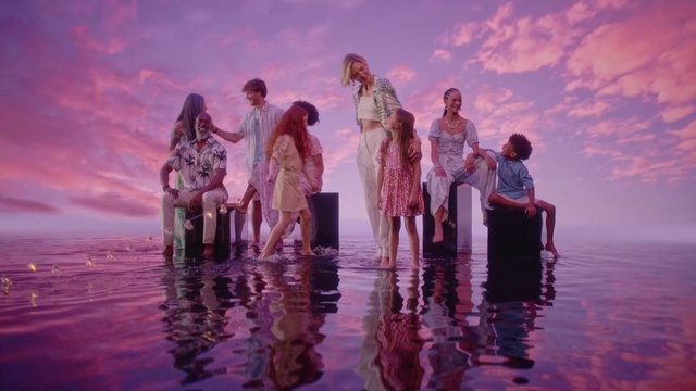 Video Reference: Cloud, Water, Sky, Purple, Flash photography, Shorts, Happy, People on beach, Standing, People in nature