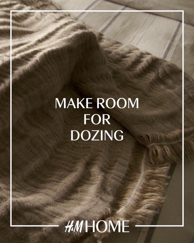 Video Reference: Outerwear, Shoulder, Neck, Sleeve, Comfort, T-shirt, Grey, Sportswear, Font, Linens