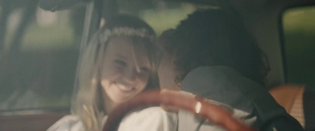 Video Reference: Smile, Mouth, Human body, Jaw, Flash photography, Gesture, Happy, Black hair, Fun, Event