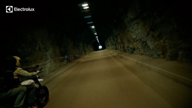 Video Reference: Tire, Automotive lighting, Wheel, Automotive tire, Asphalt, Road surface, Fender, Vehicle, Flash photography, Tints and shades