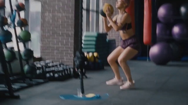 Video Reference: Joint, Shoulder, Standing, Thigh, Flooring, Knee, Sportswear, Leisure, Recreation, Fun