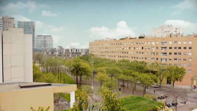 Video Reference: Cloud, Sky, Building, Property, Plant, Nature, Vegetation, Grass, Urban design, Land lot