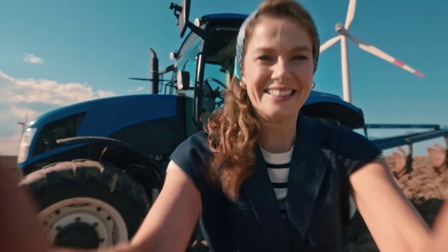 Video Reference: Tire, Wheel, Sky, Windmill, Automotive tire, Hood, Smile, Vehicle, Tread, Motor vehicle