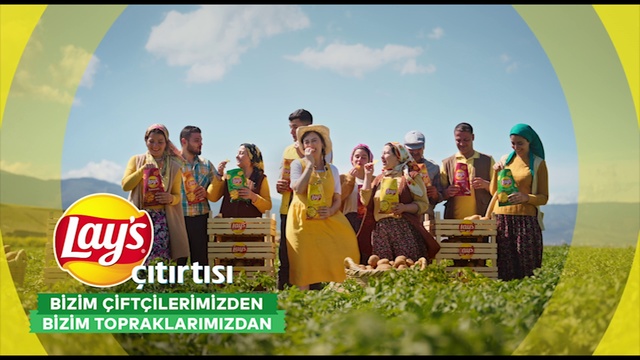 Video Reference: Cloud, Sky, Plant, Ecoregion, People in nature, Natural environment, Natural landscape, Happy, Travel, Leisure