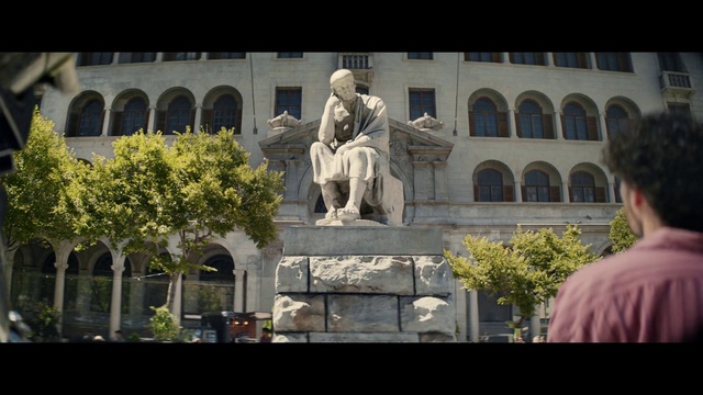 Video Reference: Plant, Building, Statue, Sculpture, Architecture, Art, Landmark, Facade, Tree, Window