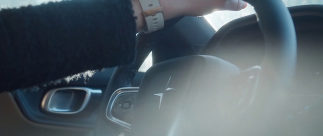 Video Reference: Window, Hood, Automotive lighting, Motor vehicle, Automotive design, Automotive mirror, Plant, Gesture, Vehicle door, Automotive exterior