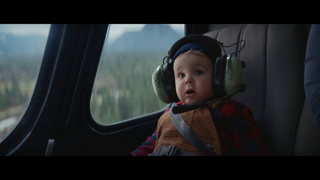 Video Reference: Shoulder, Smile, Mouth, Flash photography, Iris, Travel, Toddler, Air travel, Happy, Personal protective equipment