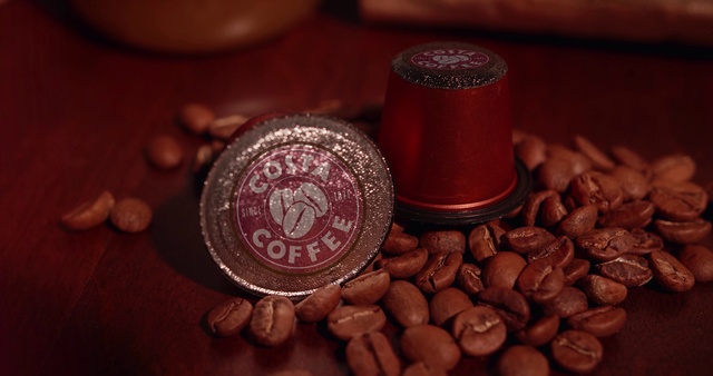 Video Reference: Single-origin coffee, Food, Ingredient, Cuisine, Sweetness, Kona coffee, Drink, Superfood, Still life photography, Fashion accessory