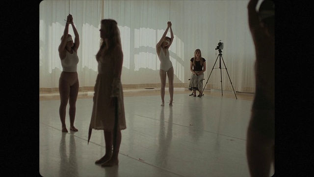 Video Reference: Shoulder, Tripod, Dress, Dance, Entertainment, Gesture, Performing arts, Art, Fashion design, Performance art